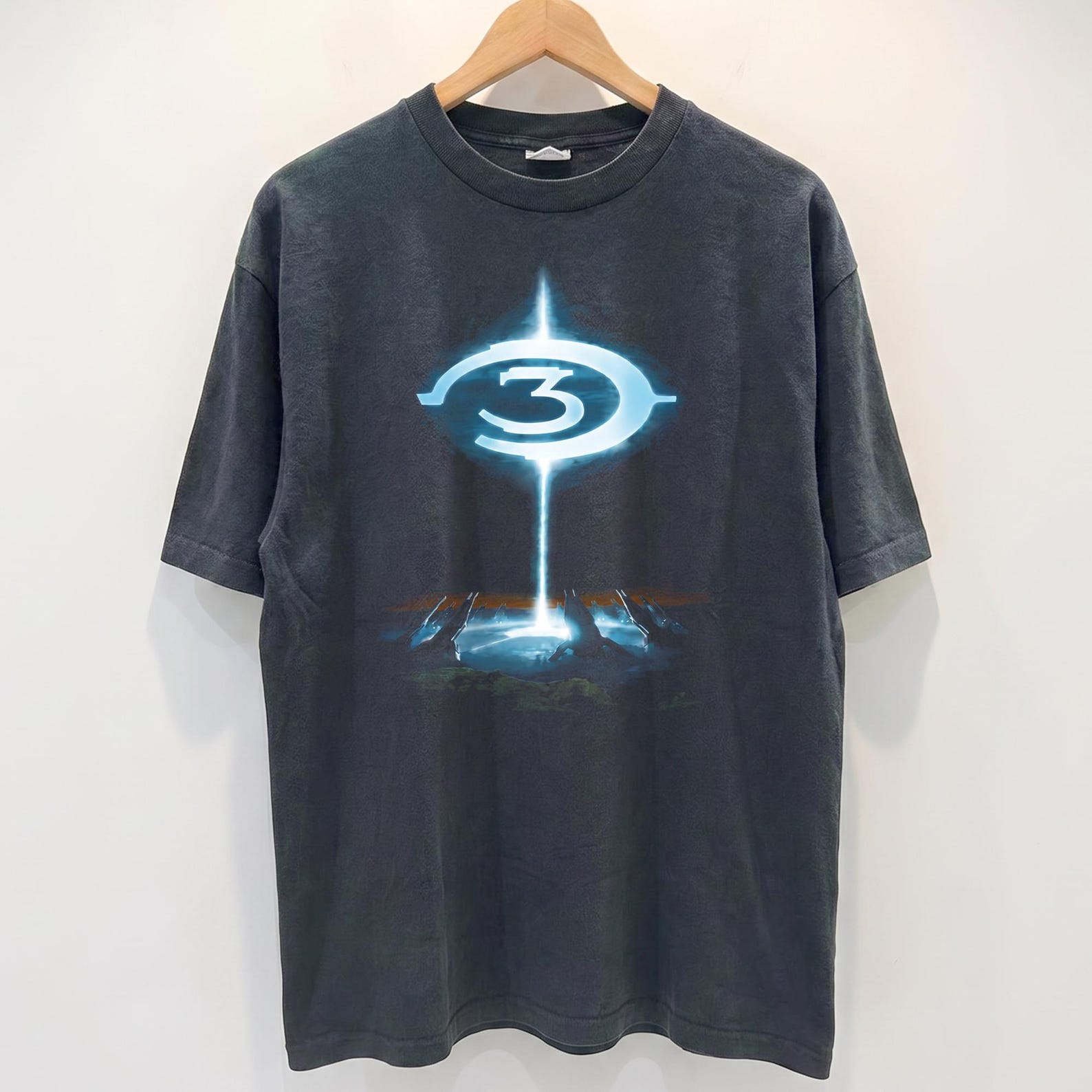 Halo 3 Logo Shirt, Retro Xbox Gamer Tee, Sci Fi Video Game T Shirt, Halo Ring Graphic Tee, Spartan Gaming Gift, Unisex Gamer Apparel XL
