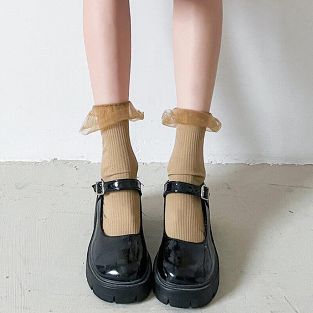 

Носки средней длины из хлопкового материала. Мягкие кружевные носки в стиле фэнтези. Новые носки в стиле Лолита. Весна и лето.