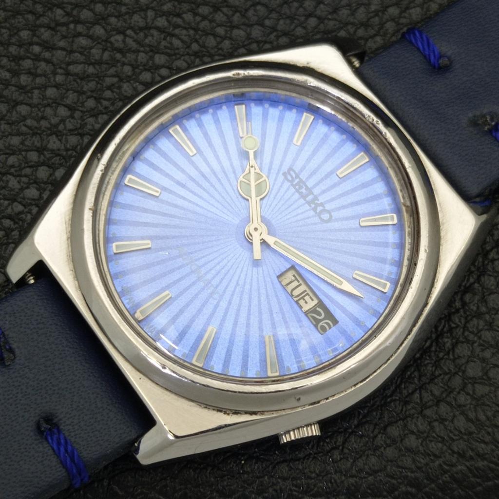 AUTOMATIC 7009A VINTAGE SEIKO JAPAN MENS SKY BLUE COLOR DIAL WATCH A701455-5 R206b-a701455