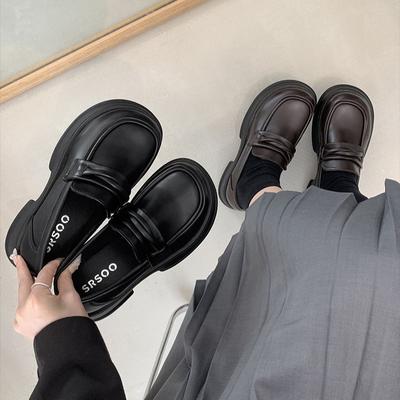 Rund Tå Mångsidiga Retro Svarta Platå Små Läderskor Dam Fransk Tjock Klack En-Pedal Loafers