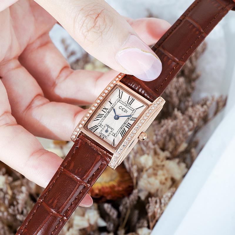 Zegarek kwarcowy damski Gedi w stylu retro, mały kwadratowy z paskiem