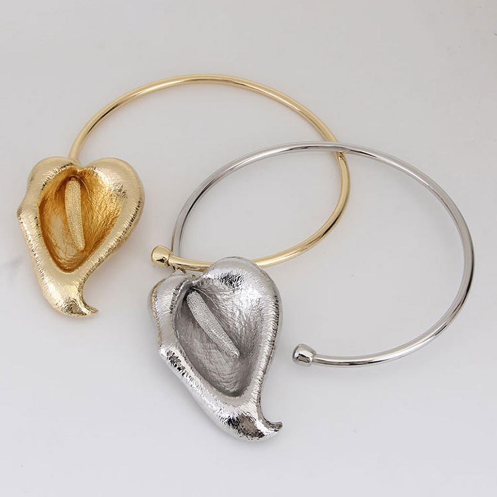 Elegantní kovový choker náhrdelník ozdoba Vintage kovový náhrdelník ve tvaru květu Elegantní květinový otevřený choker Párty doplňky