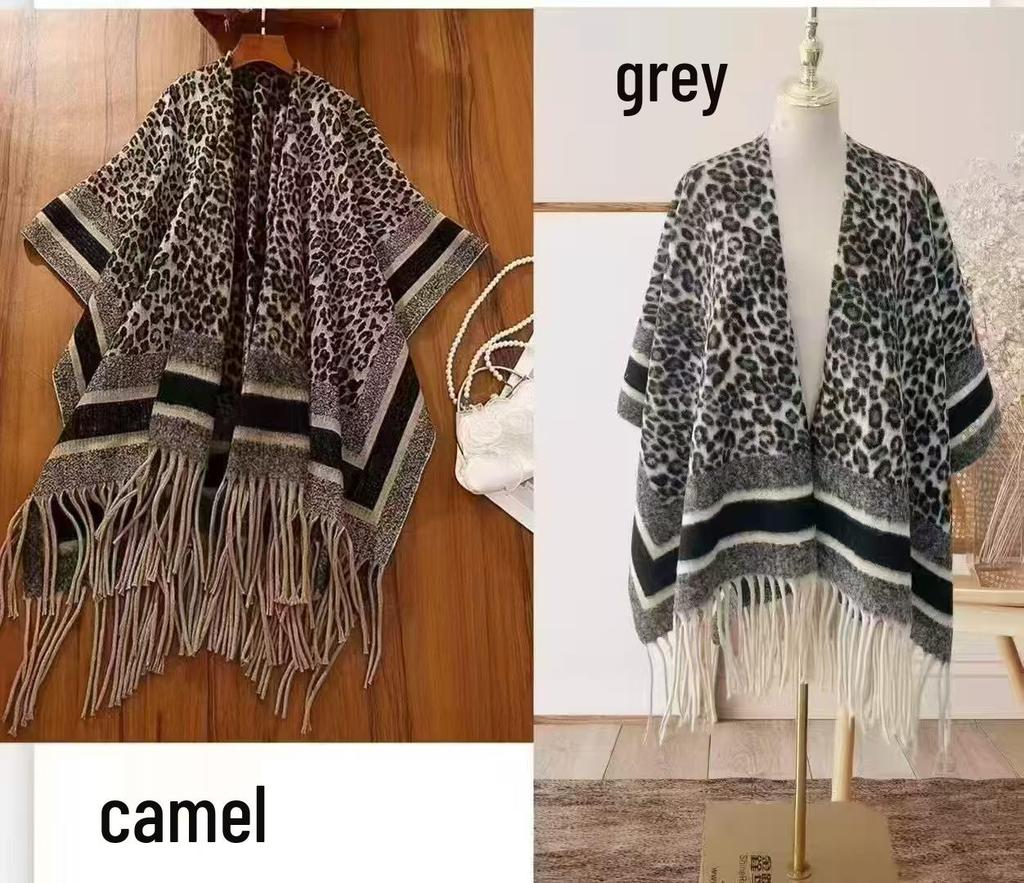 Elegant Ethnic Ink Painting Cape Shawl with Tassels - Versatile Travel Scarf Cloak