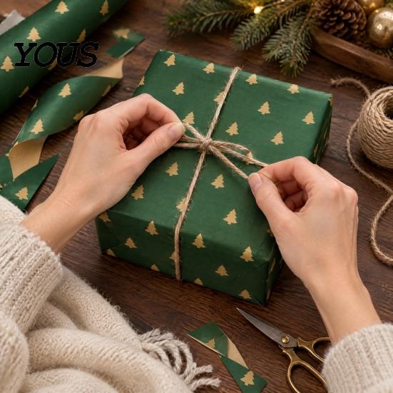 Santa Claus Pattern Gift Wrap 5 Sheets Christmas Wrapping Paper Set, Large with Birthday Packaging Supplies Double-Sided Tape And Bows, Snowflake