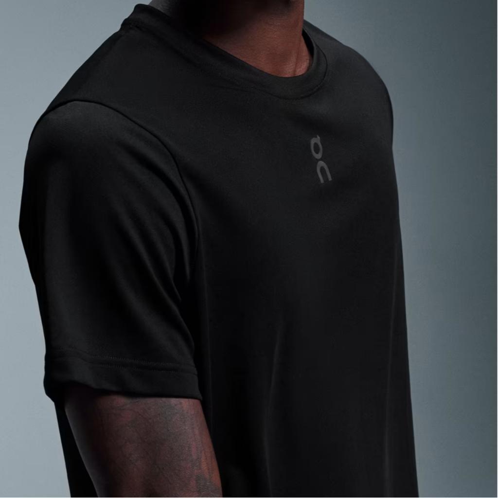 On Trail-T Atmungsaktives Fashi Schweißableitendes Kurzarm-T-Shirt Herren Tops Schwarz 1ME30070553
