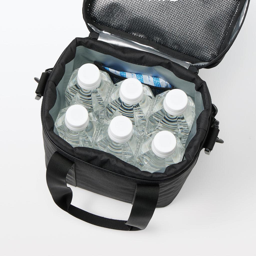 MUJI Insulated Cooler 22 X 20 X 15 84383144 Bag, Black, Medium, Cm,