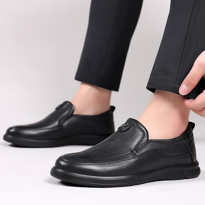New Top Layer Cowhide Men's Leather Shoes Cover Feet Slip-on Single Shoes Men's Genuine Leather Soft Surface Lightweight Men's Shoes