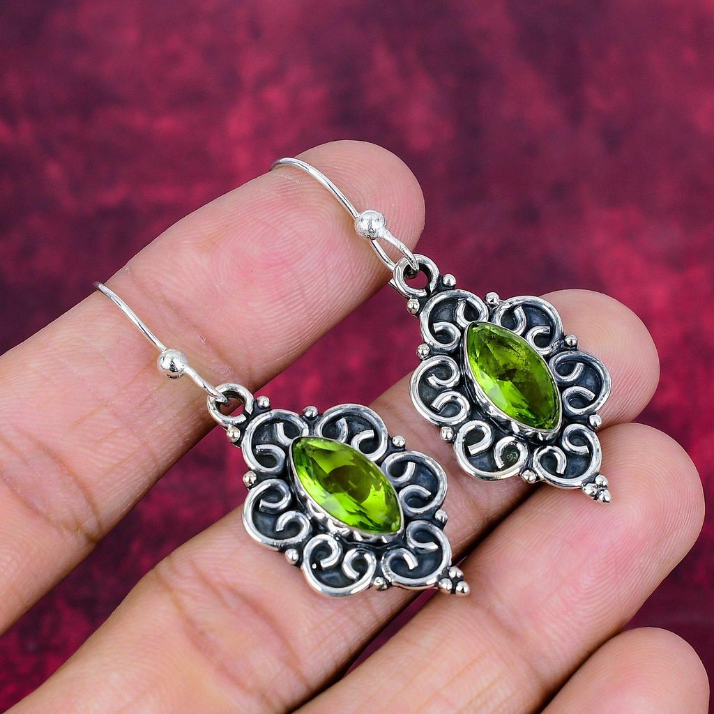 Peridot Ohrringe Edelstein Schmuck, 925 Sterling Silber Ohrringe, handgefertigter Schmuck Geburtsstein Ohrringe, Geschenk für Ihn
