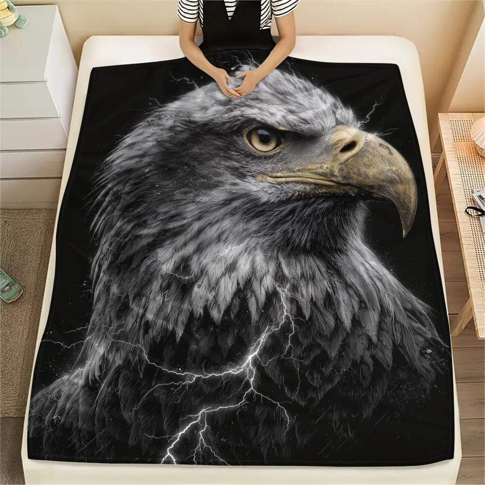 Eagle Print Flannel Blanket, High Quality Comfortable for All Seasons, Home Decor, Warmth and Comfort, Perfect for Christmas Gifts