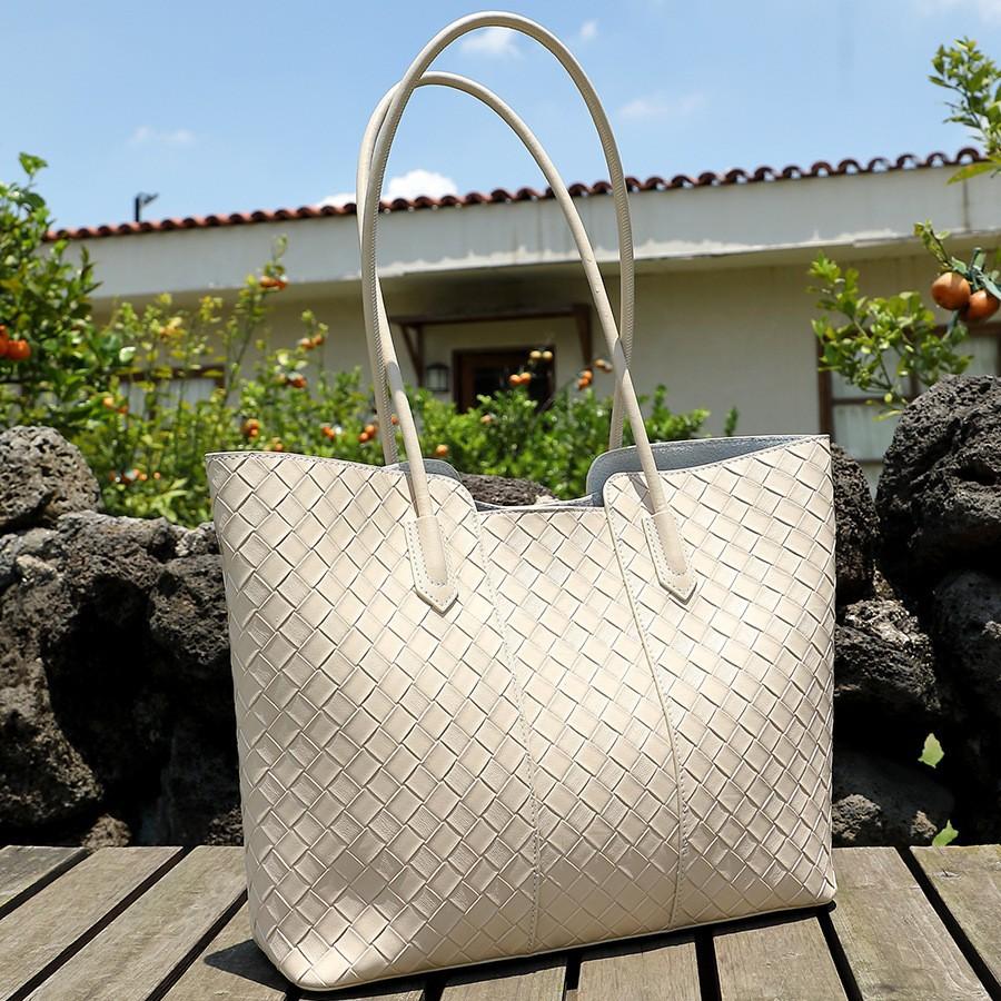Leather Women'S Bags Cowhide Fashion Shoulder Bags Daily Commuter Bags Simple Wind Large Capacity Woven Mother And Child Bags
