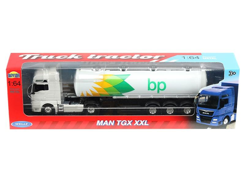 Model 1:64, MAN TGX XXL, biały ciągnik, cysterna BP