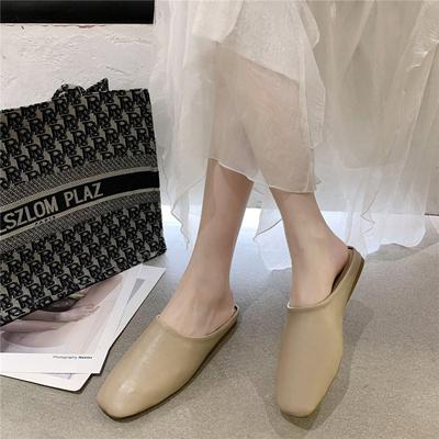 Жіноче взуття – Сандалі