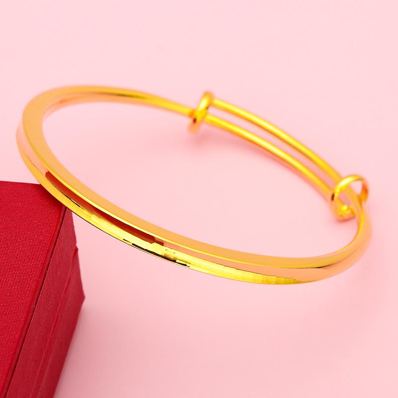 Vietnamese Carved Flower Gold Push-Pull Bangle, Frosted Rhombus Design for Women