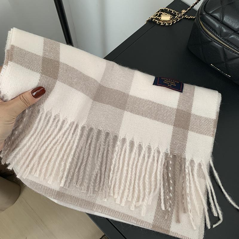 Luxury Plaid Scarf Winter Warm Cashmere Women Long Pashmina Foulard Female Scarves Lady Tassel Shawl Wraps  Design New