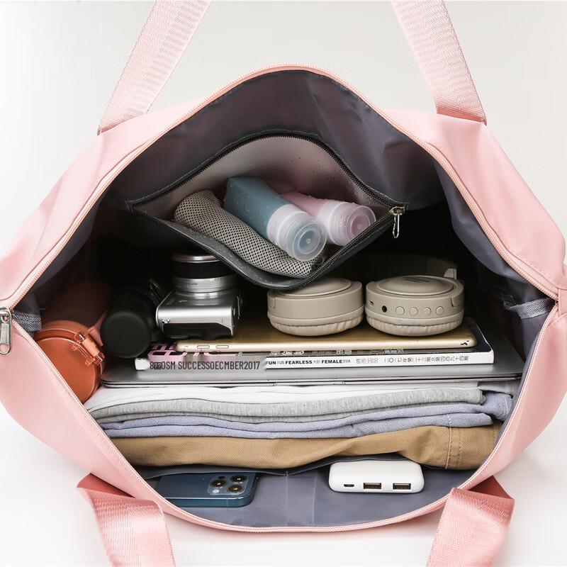 Women's Large Capacity Wet/Dry Sport & Travel Duffle Bag