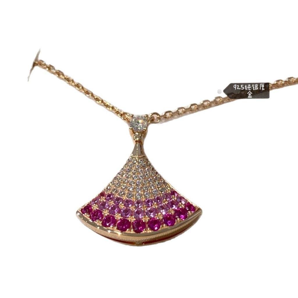 v Gold Plating18k Rose gold full-diamond gradient dress necklace with micro-inlaid starry sky fan-shaped design, offering a light luxury and high-end