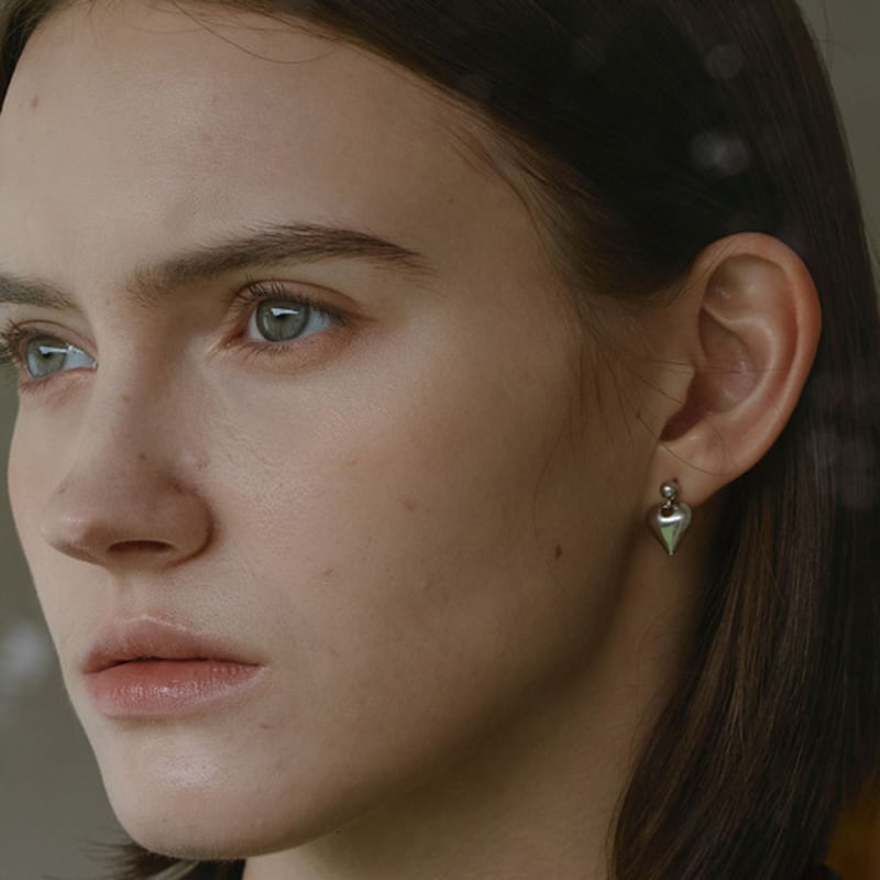 YUSOWA BLOOM CHARM EARRING (2COLOR)