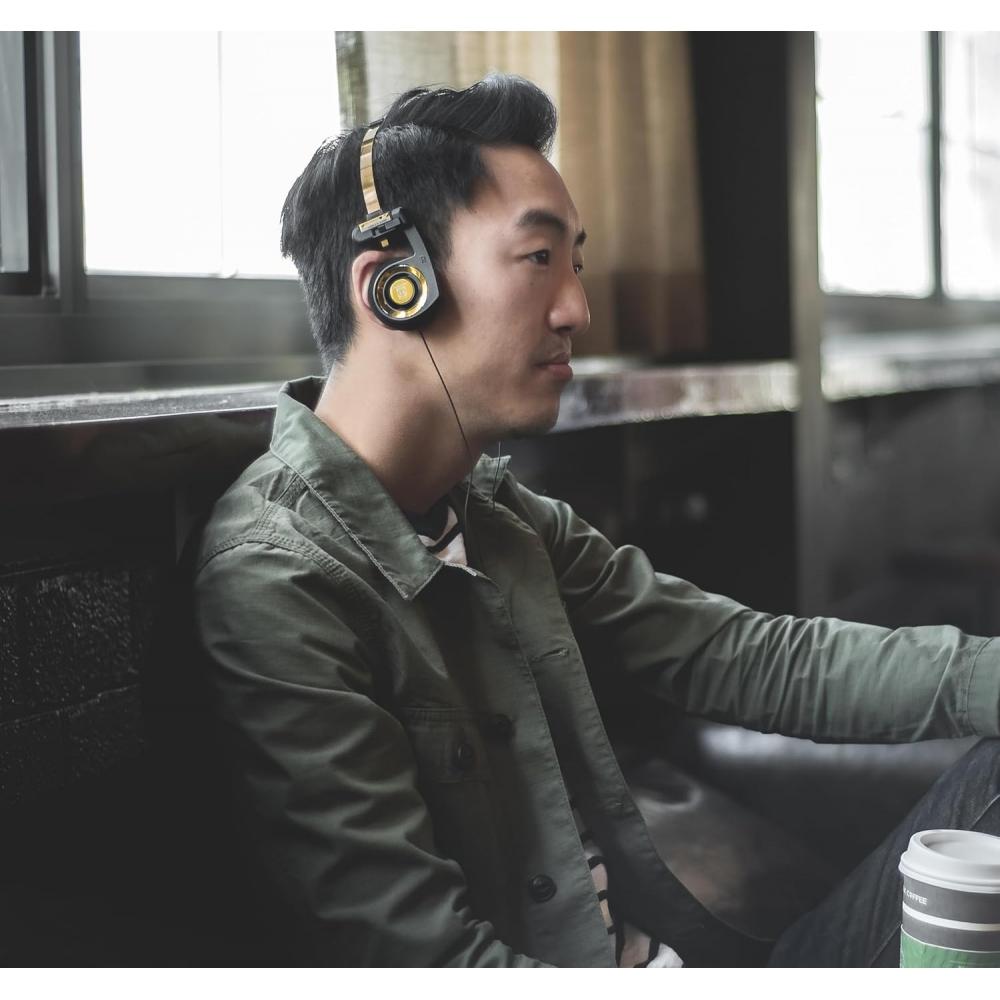 Koss Porta Pro Limited EditiOn Black Gold On Ear headphOnes With In lIne Mic  3.