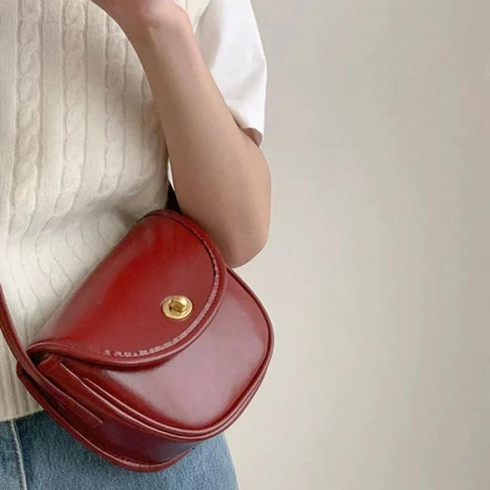 Vielseitige Messenger Bag Hochzeits Tasche 2024 Neu Retro Rote Satteltasche Nische High-End Texturierte Messenger Bag