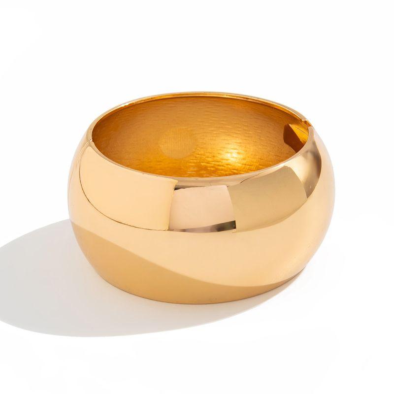 Oversized Metal Circle Glossy Spring Bracelet Female European Hip Hop Fashion Personality Travel Photo Accessories Gold