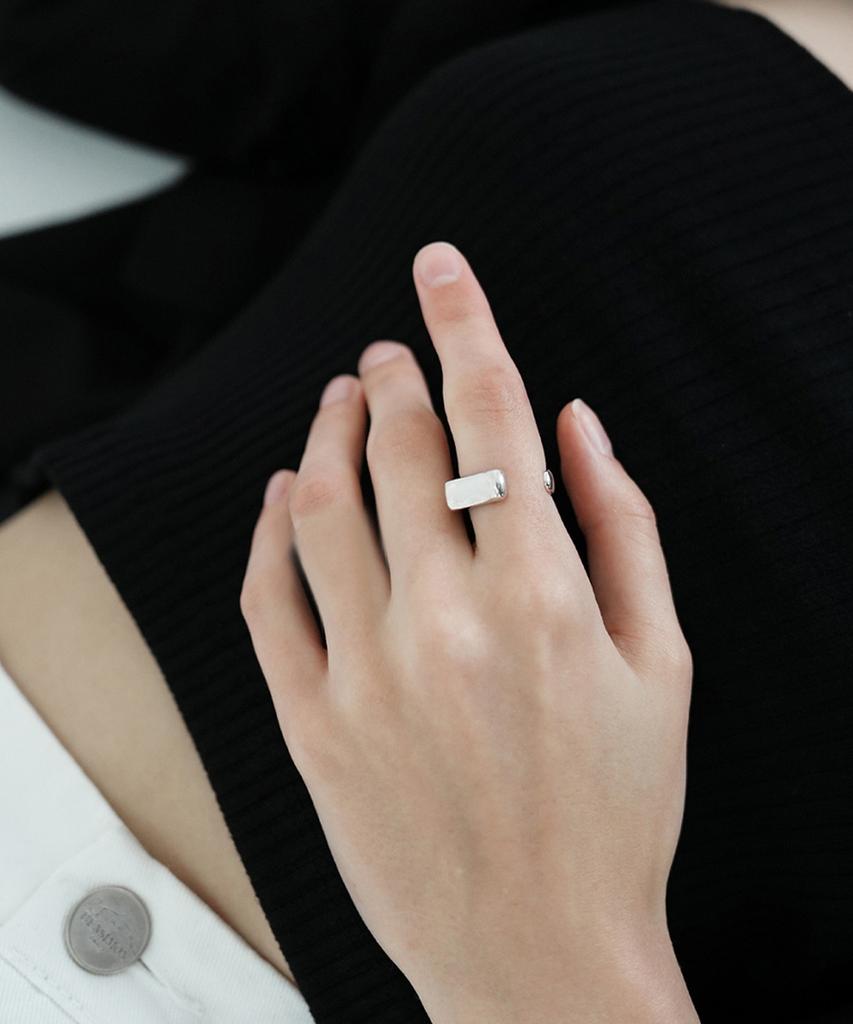 Reindeer Mute Ring 03