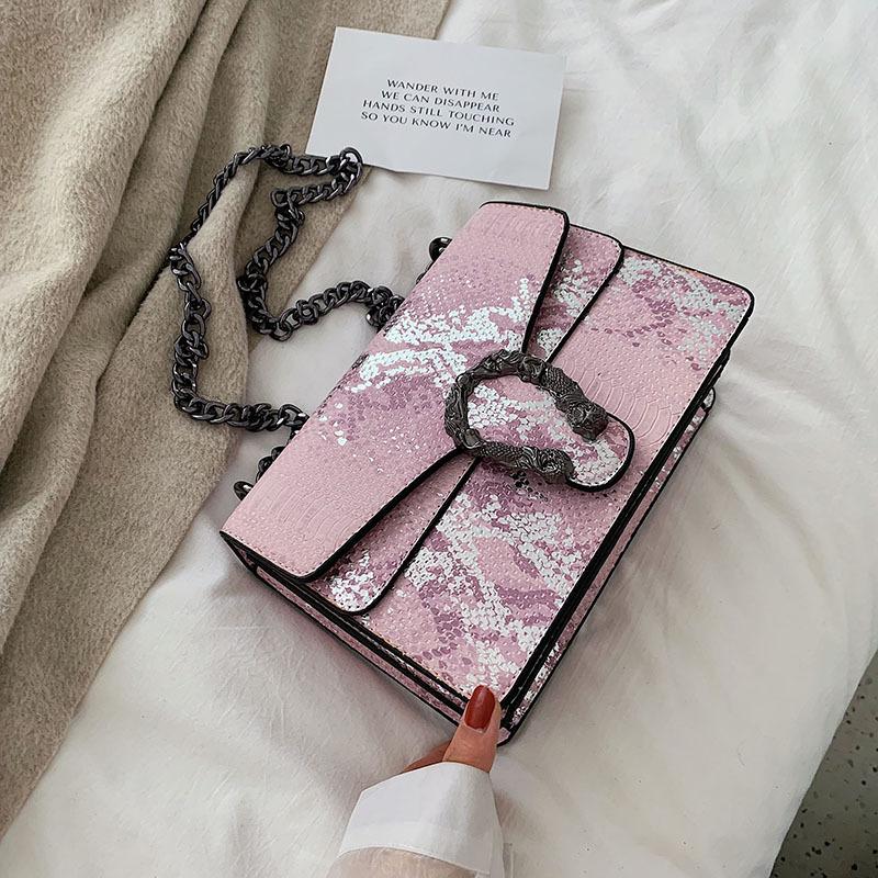 

Жіноча сумка з візерунком змії осінь нова ланцюжок маленька квадратна сумка модна зміїна шкіра жіноча сумка персоналізована на плече жіноча сумка рожевий