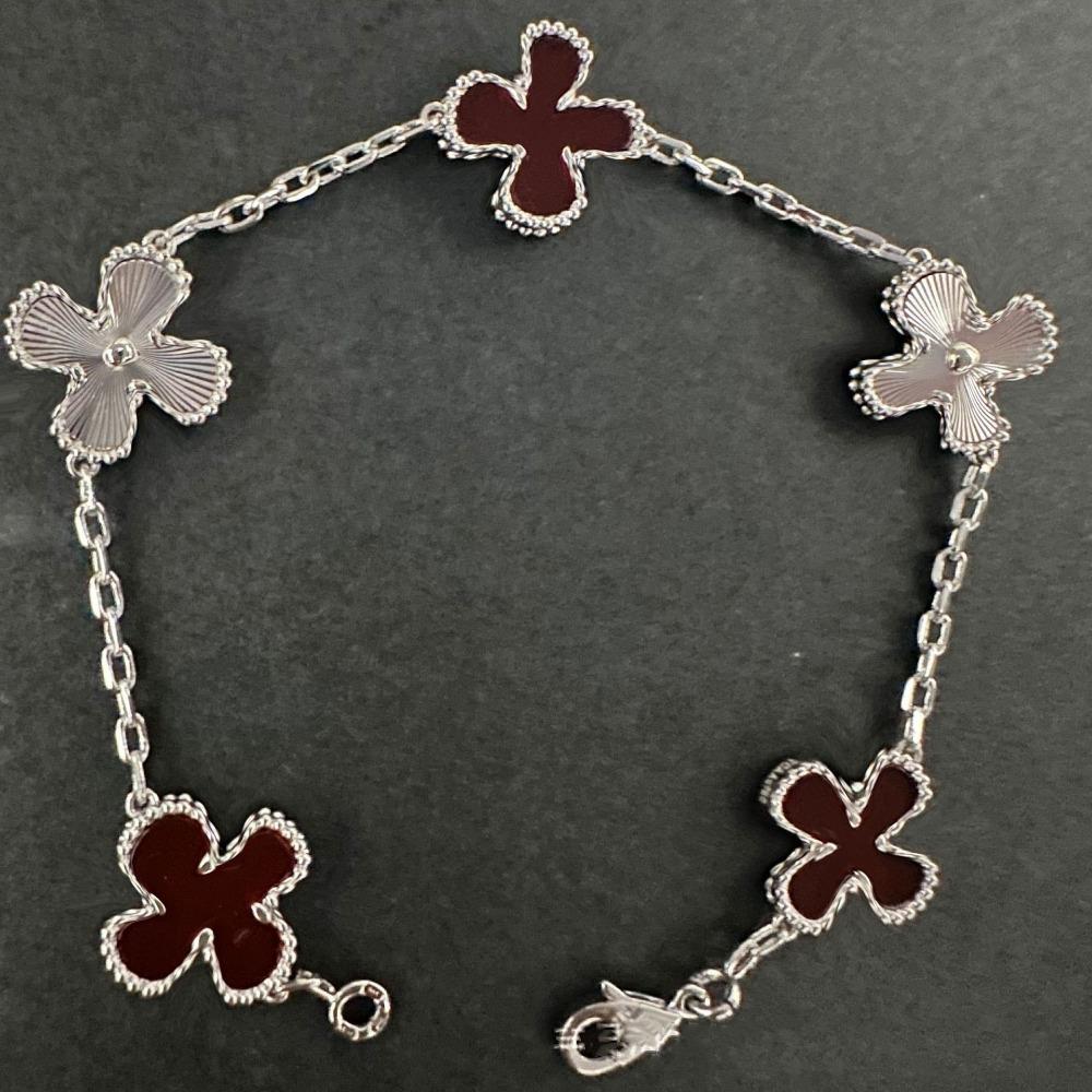 High Version Four-leaf Clover Bracelet Female Mother-of-pearl Agate Five-flower Ladies Bracelet