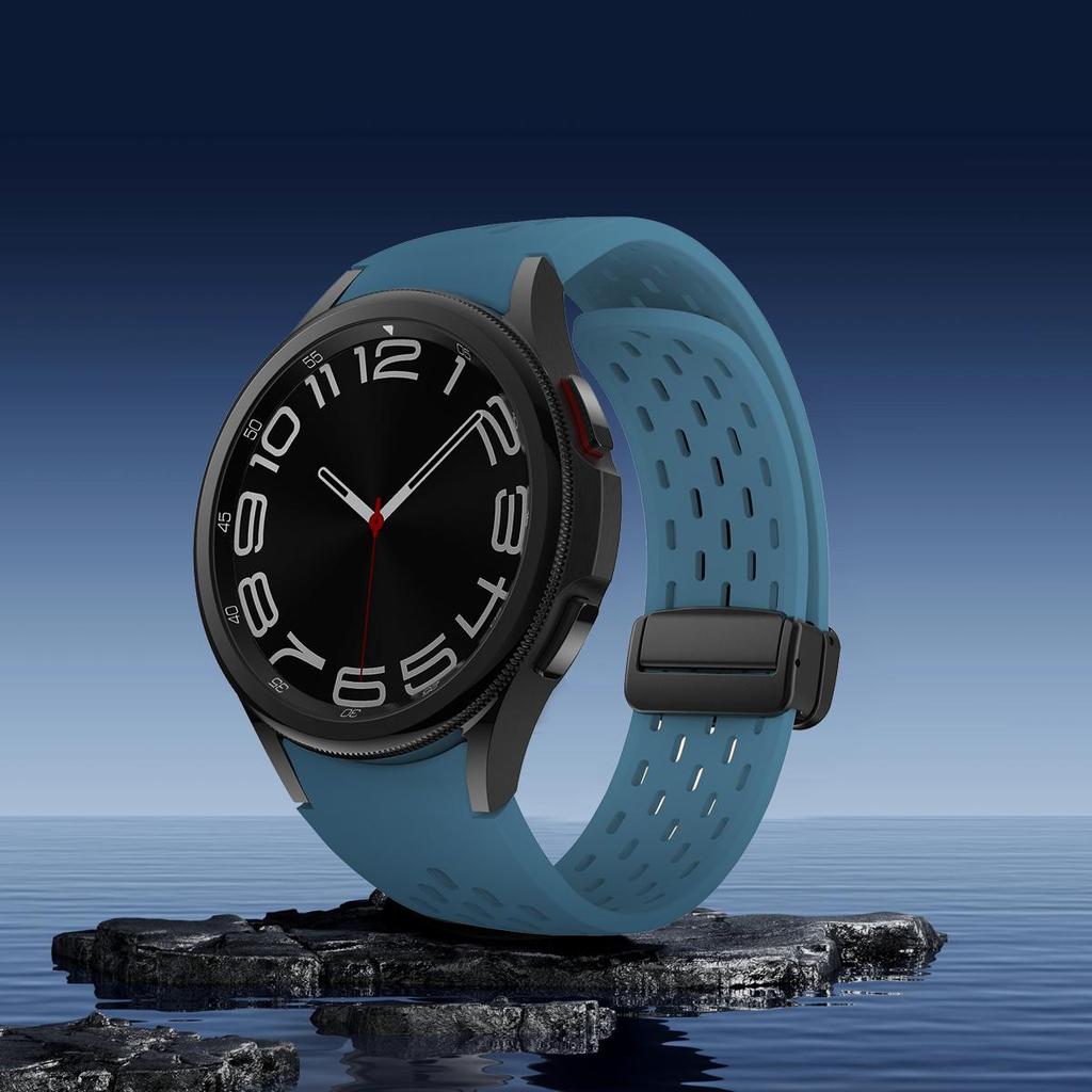 No Gaps Magnetic Strap for Samsung Galaxy Watch 6 Classic 43mm 47mm Bracelet for Galaxy 6/4/5 40 44mm 5 Pro Soft Silicone Strap