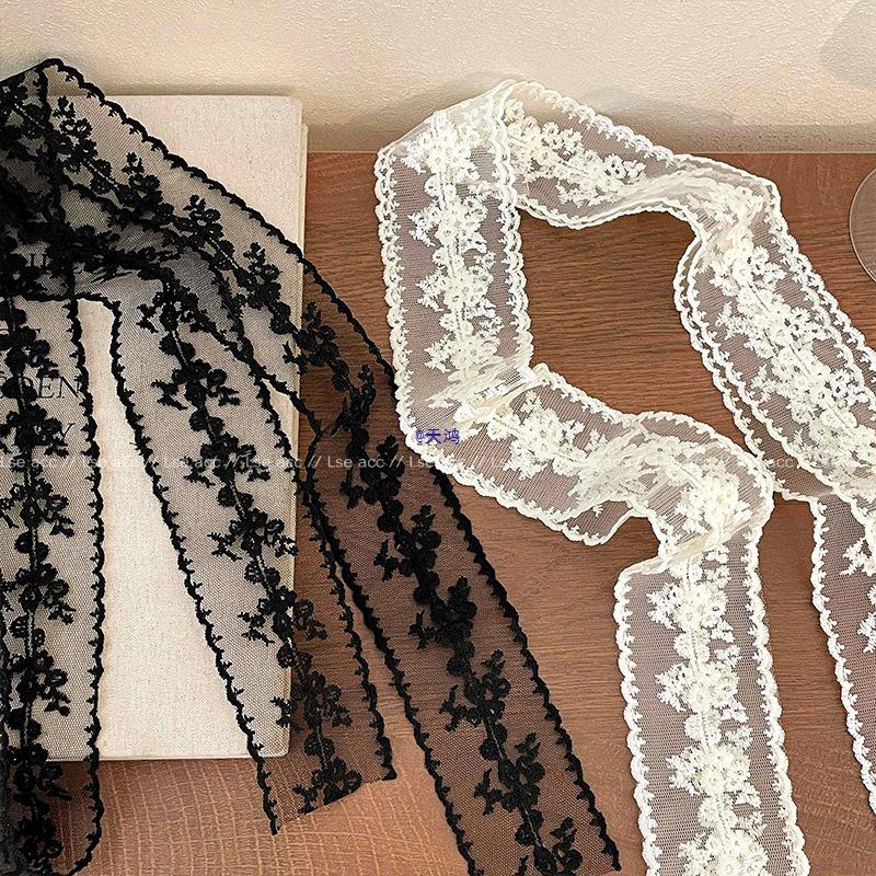 Eșarfă cu fundă din dantelă: Accesoriu versatil bentiță de păr 2025