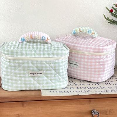 YT Soft and Portable Quilted Handheld Toiletry Bag, Small Handbag, Miscellaneous Storage Bag, Bubu Pink and Green Plaid Makeup B