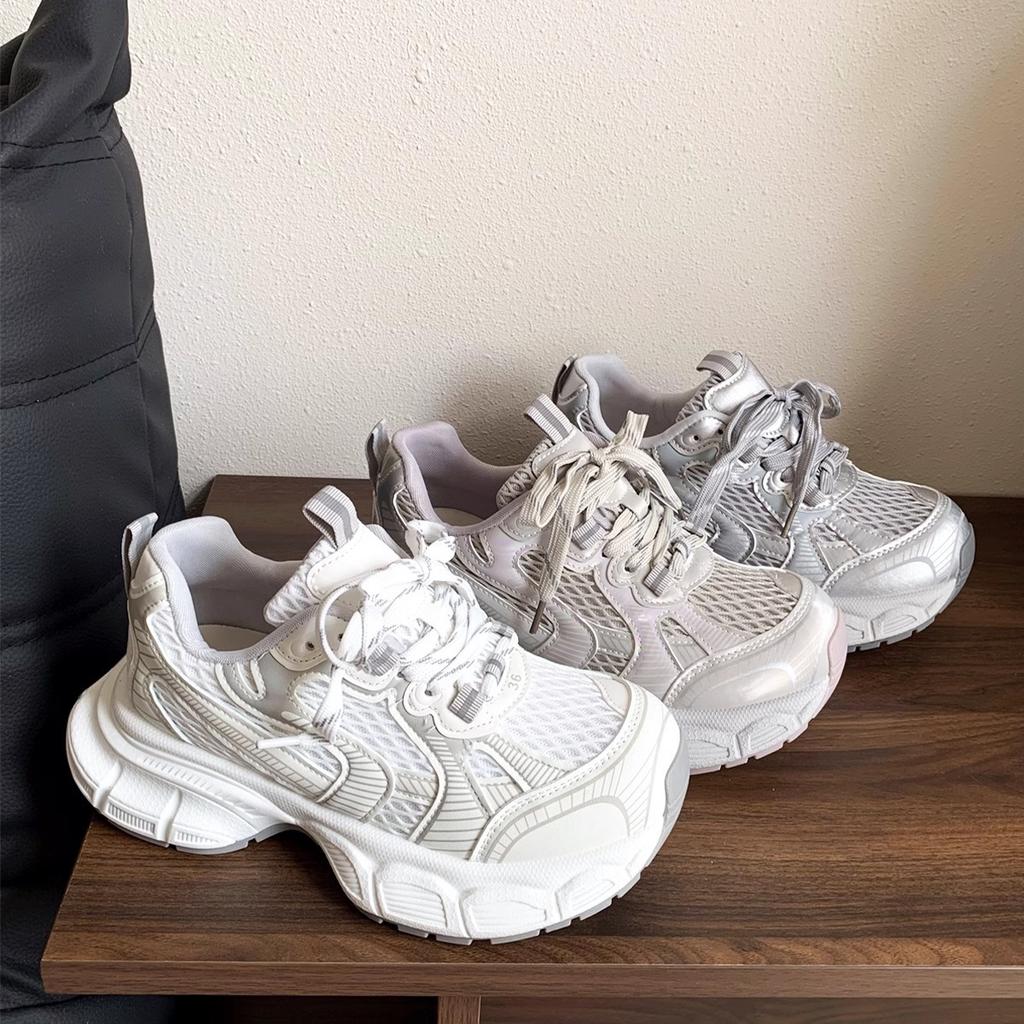 2025 spring new versatile student thick-soled heightening dad shoes for women, comfortable and sweet casual sports style little white shoes