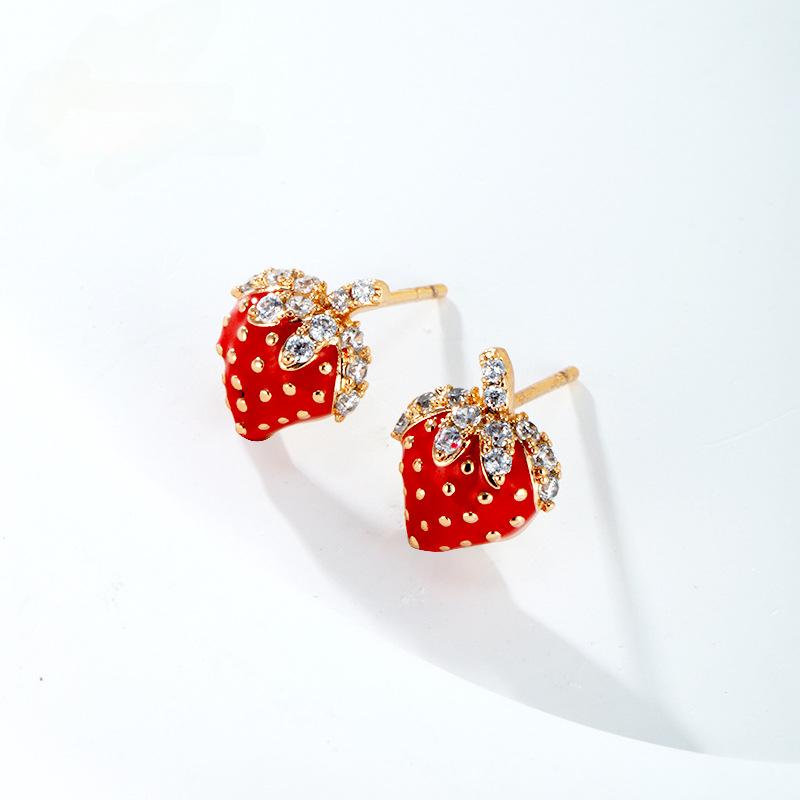 Fashion Design Girl Sense Cute Crystal Zircon Stud Earring Strawberry Net Red Wild Earrings Student Birthday Gift Accessories