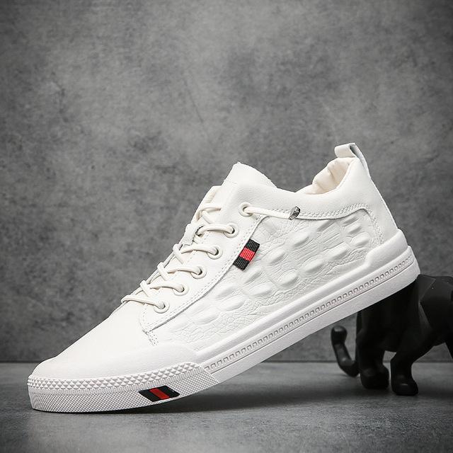 Shoes Men 'S New Versatile Shoes White Men Vulcanized Shoes Casual Board Shoes Slip On Flat Shoes Summer Breathable Leather Shoes