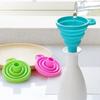 5 Pezzi Imbuto Pieghevole in Silicone, Mini Imbuto Pieghevole per Olio da Cucina, Strumento Portatile Piccolo per Trasferimento di Liquidi per Bottiglie