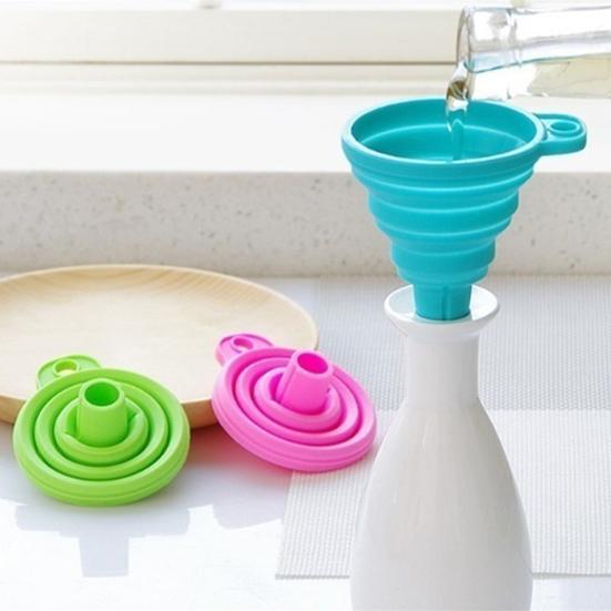 5 Pezzi Imbuto Pieghevole in Silicone, Mini Imbuto Pieghevole per Olio da Cucina, Strumento Portatile Piccolo per Trasferimento di Liquidi per Bottiglie