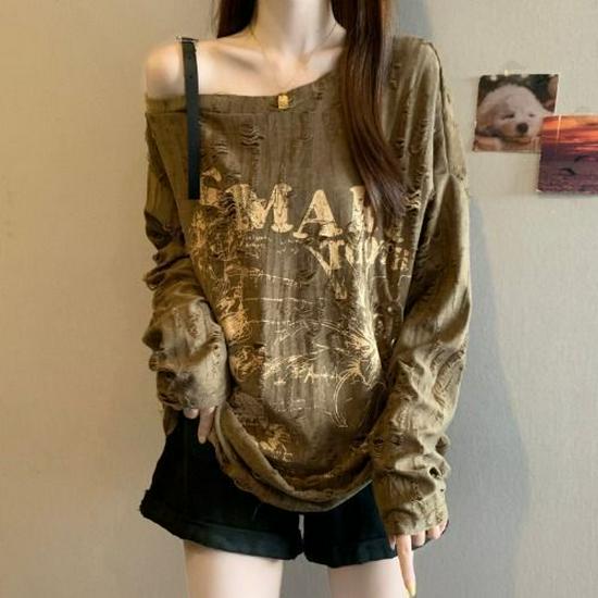 Plus Size Retro Off-the-Shoulder Long-Sleeve T-shirt for Women - Autumn Style, Loose Fit, Slimming, Versatile.