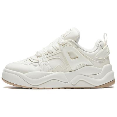 Slip Resistant Abrasion Resistant Low Top Skateboard Shoes Women's White Sneakers