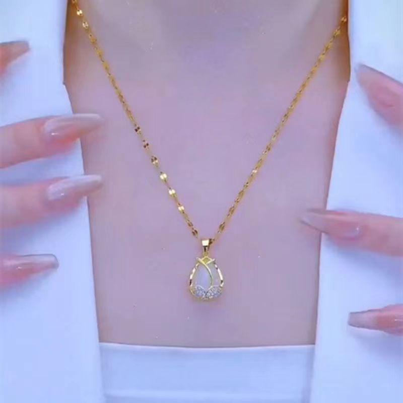 Tulip Titanium Steel Necklace - Trendy, Non-Fading, Hypoallergenic Clavicle Chain for Women