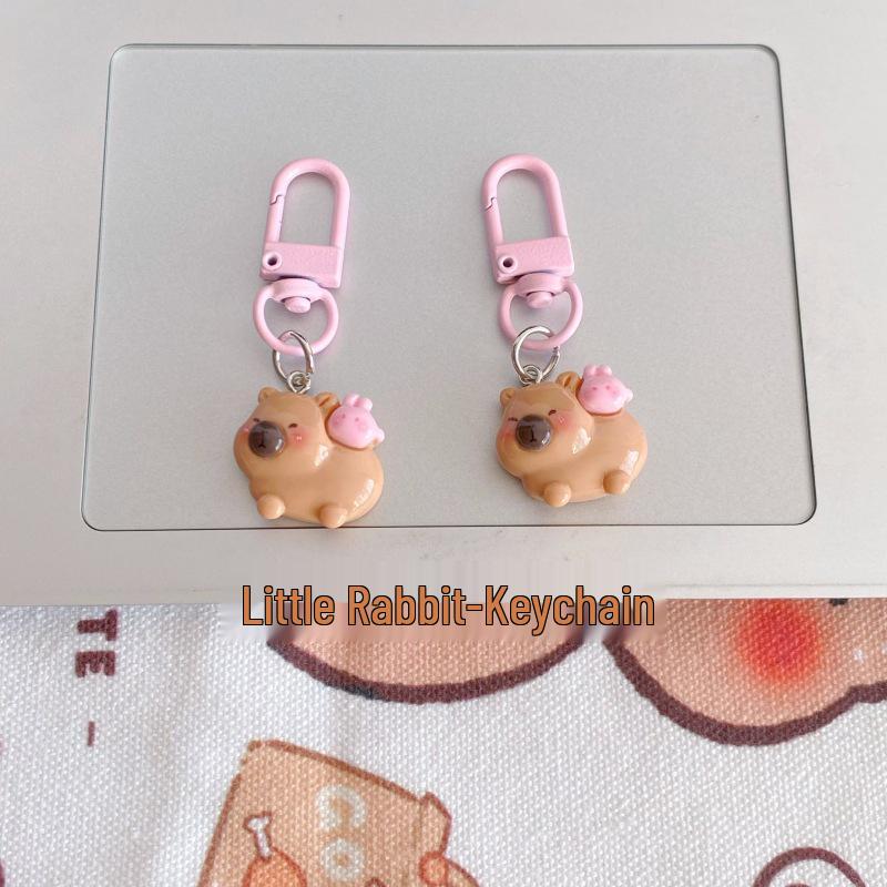 Capybara White Resin Cartoon Keychain - Small Pendant and Bag/Car Accessory