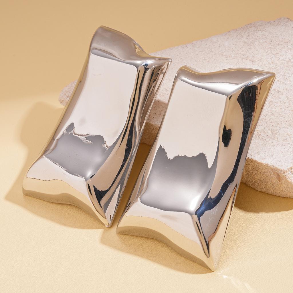 European and American Metal Light-sensitive Surface Irregular Rectangular Steel Needle Earrings Are Cold and Exaggerated, Niche Earrings