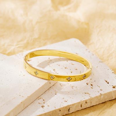 Luxury Trendy Star Stainless Steel Bracelet Suitable For Summer Daily Travel And Clothing With Fashionable Zircon
