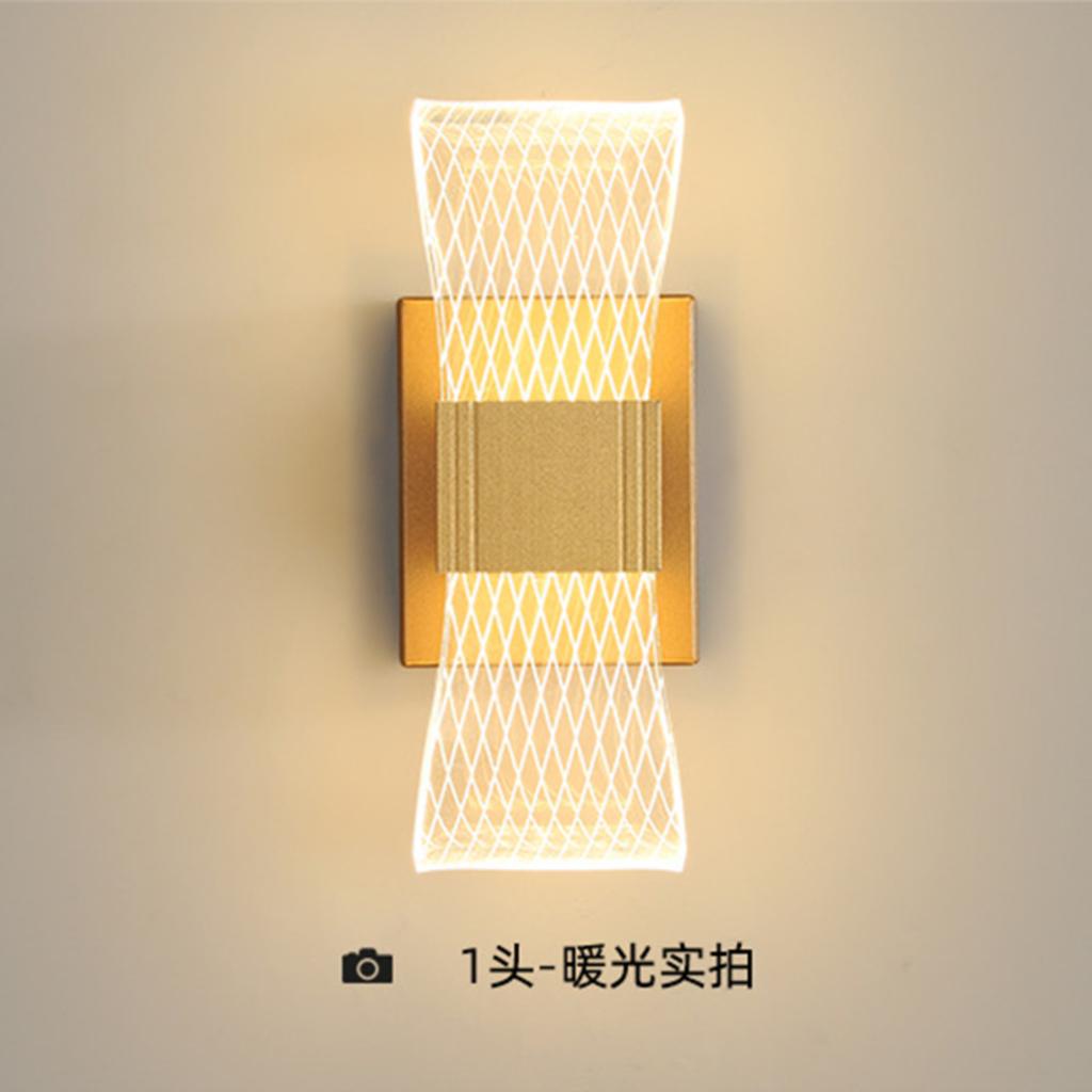 Nová elegantní a teplá moderní nástěnná lampa z akrylového hliníku v severském stylu - módní jednoduchá luxusní noční lampa s leskem, perfektní