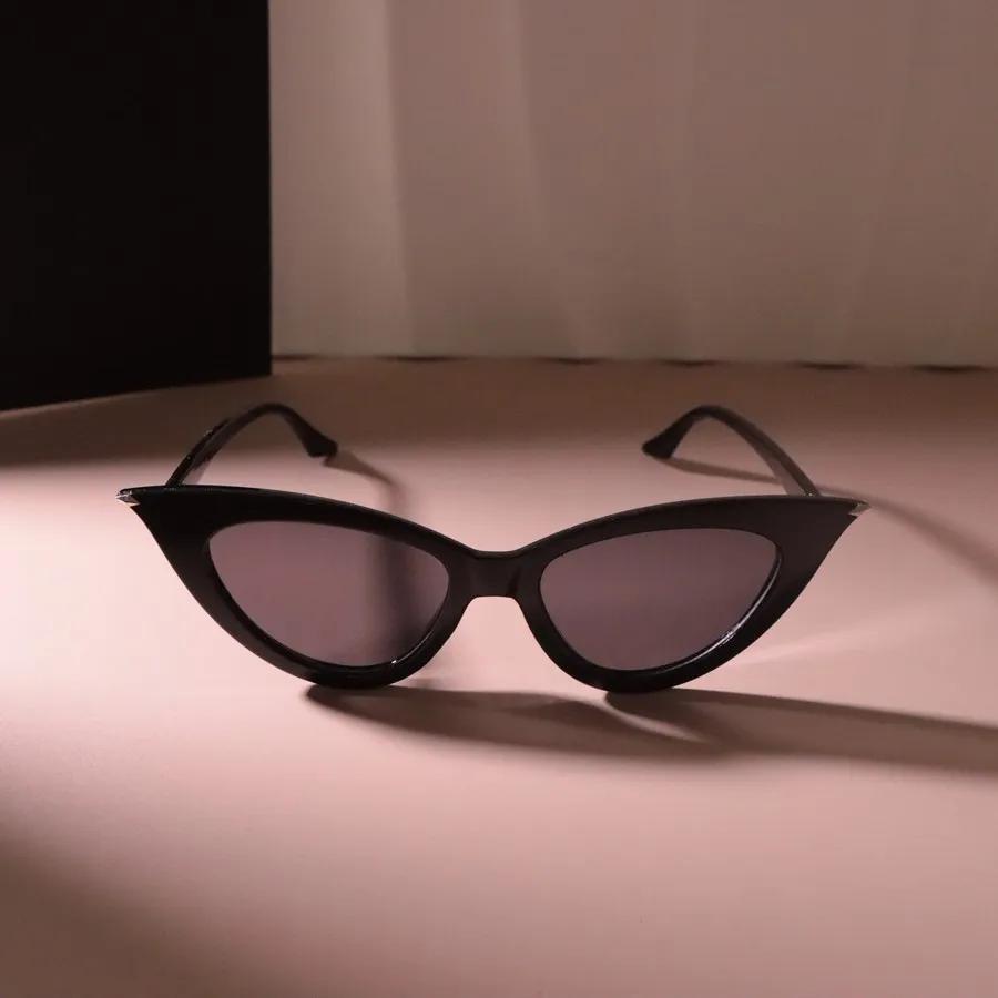 Fashion Small Frame Sunglasses Women Men Retro Cat Eye Designer Sun Glasses Male Female Brand Vintage Travel