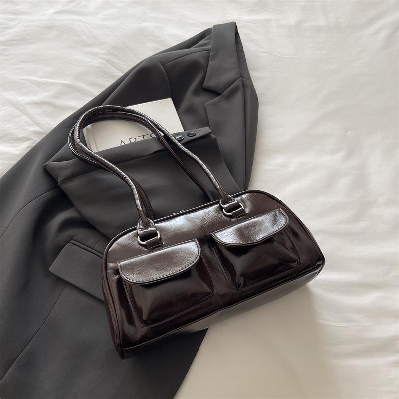 

Сумка премиум-класса женская 2025 осень новая сумка-подмышка для通勤 модная простая нишевая дизайнерская плечевая сумка