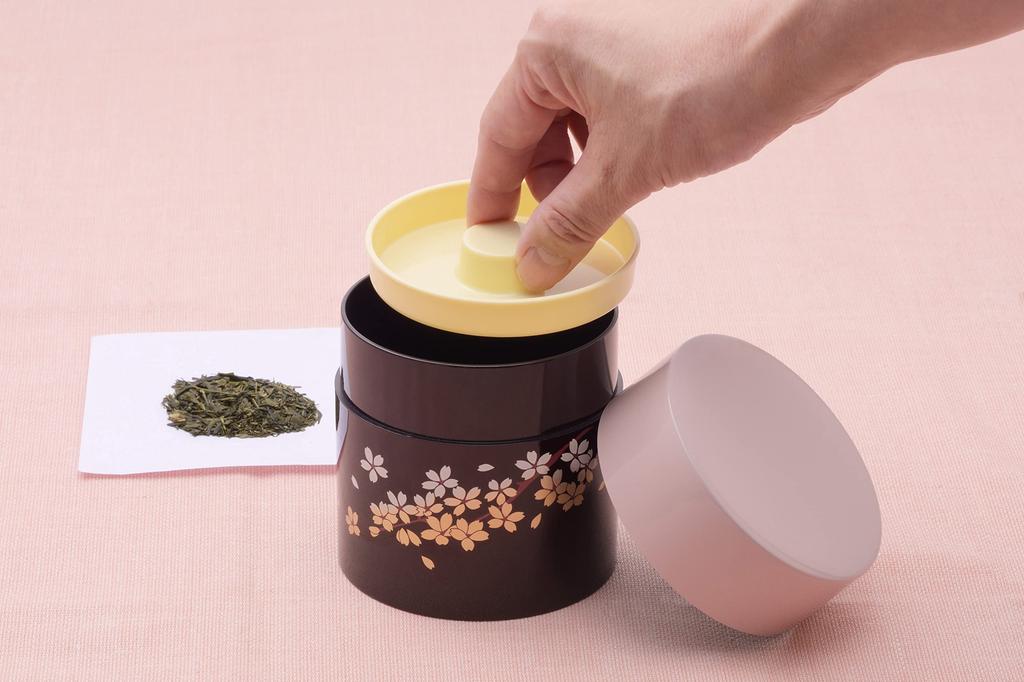 Miyamoto Sangyo Tea Cherry Blossom Yamanaka Cherry Blossom Blizzard Tea Caddy Caddy, Pattern, Lacquerware,