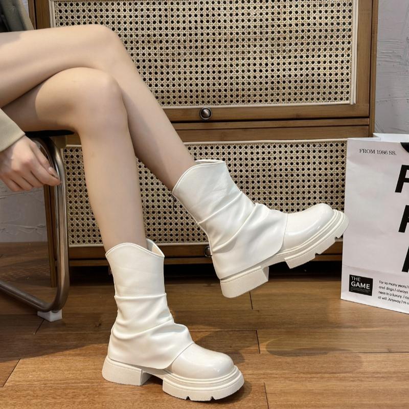 Autumn And Winter New Korean Version Trend Niche Design Women's British Style Fashion Versatile Comfortable Thick-soled Boots