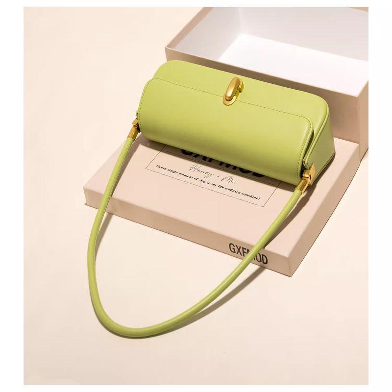 

Gxfmod Niche Style Brand Fancy Elegant Underarm Bag Matcha Green-In Stock No Gift Box