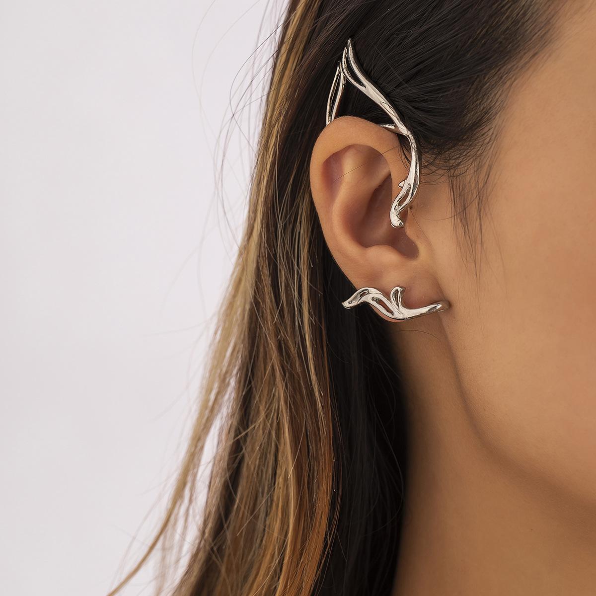 

Fairy Ear Cuff Petite Earring for Women Simple Hollow Cat Ears Outline Elf Ear Clip Classic Single No Piercing Earrings Party