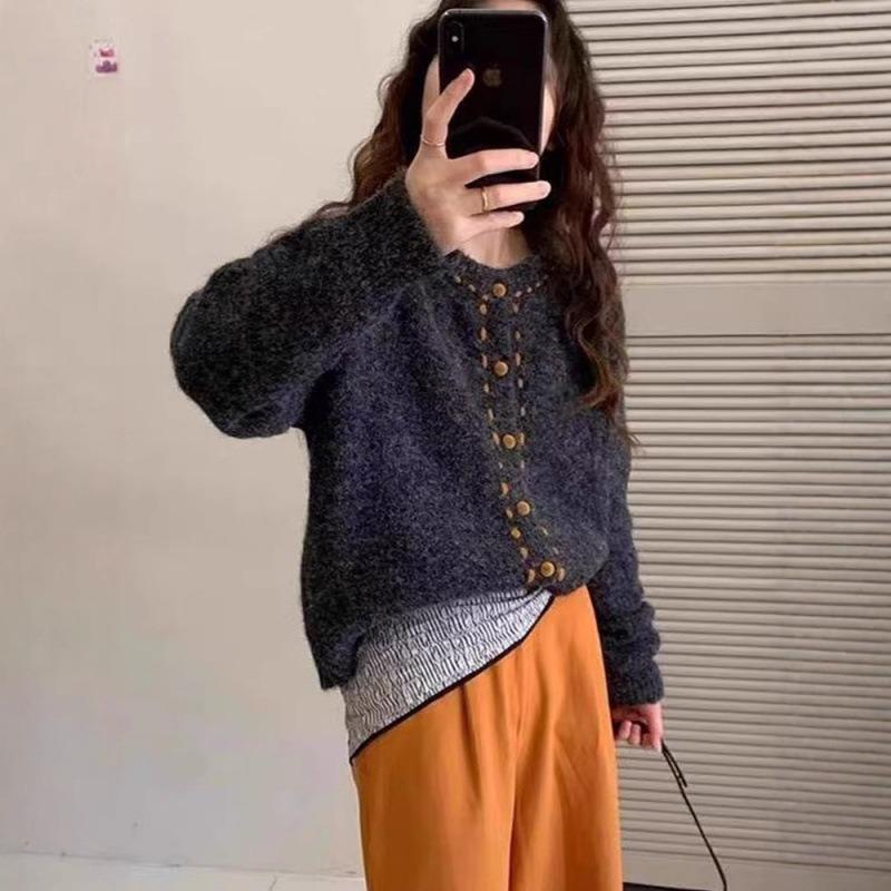 New Autumn and Winter Korean High-end Hand-stitched Round Neck Knitted Cardigan Design Sweater Jacket for Women