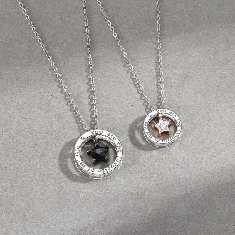 Star Couple Necklace Korean Version Creative Circle Pendant with Diamonds Pentagram Niche Collarbone Chain Ins Wind